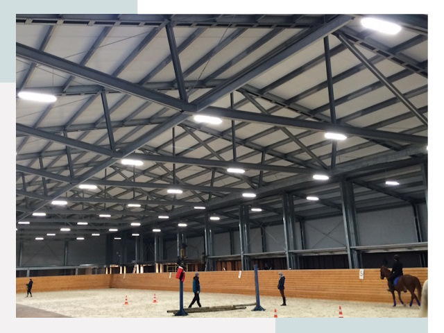 Строительство конных манежей от 619 руб в Краснодар